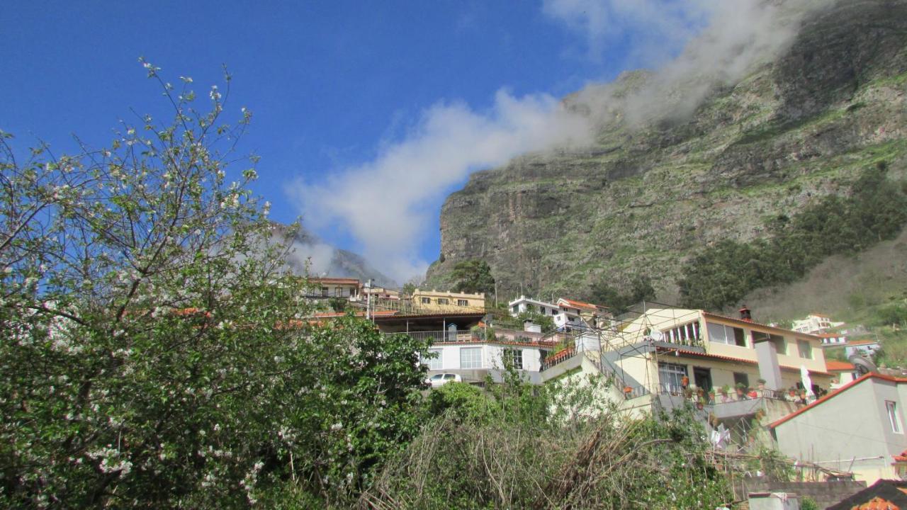 Valley Of Nuns Holiday Apartments Curral Das Freiras Buitenkant foto