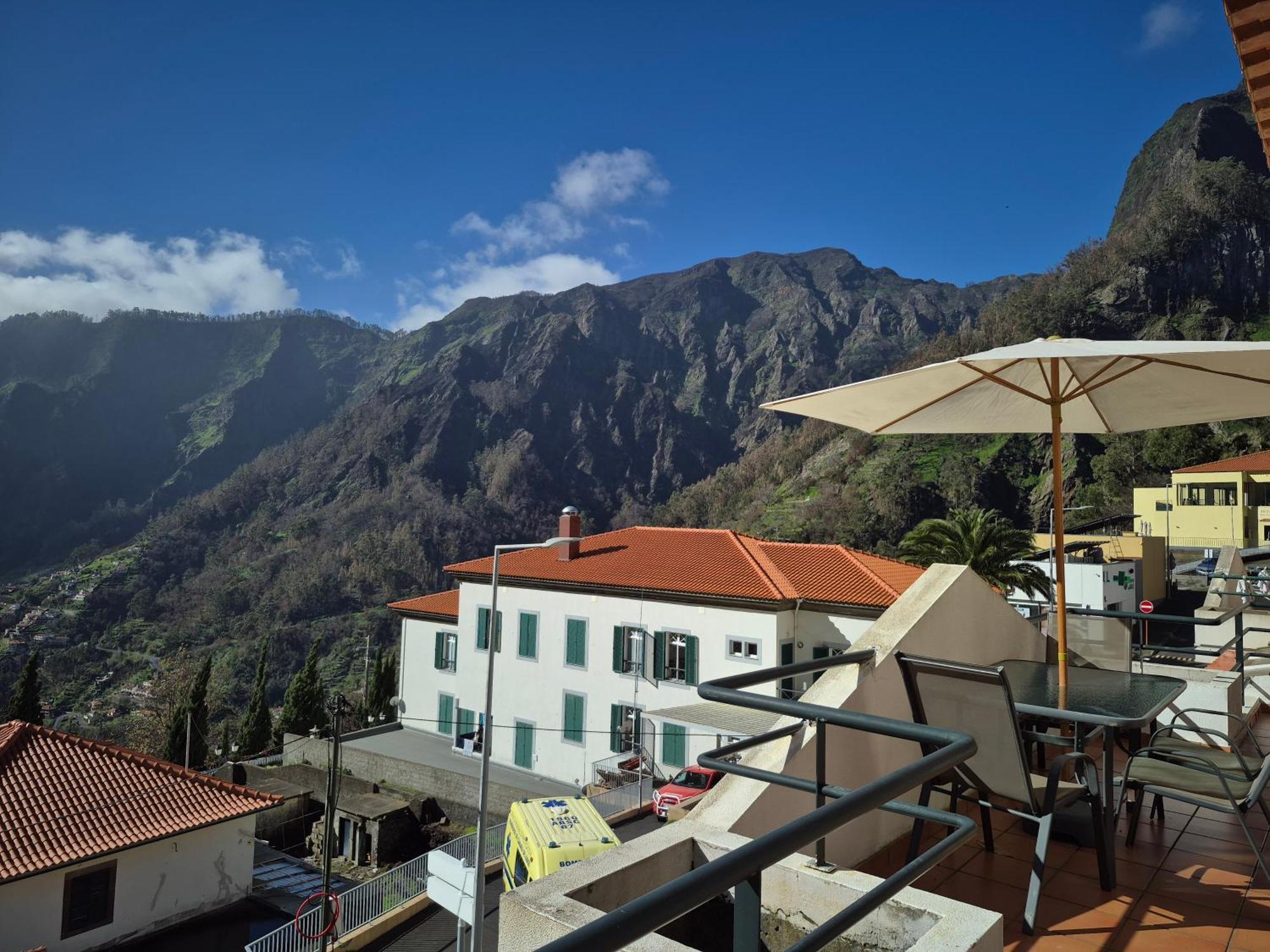 Valley Of Nuns Holiday Apartments Curral Das Freiras Buitenkant foto
